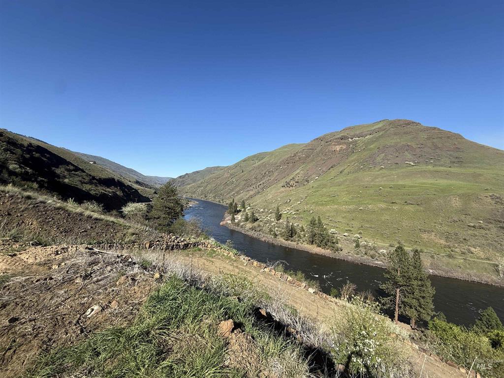 Twin Rivers-Lot 7
