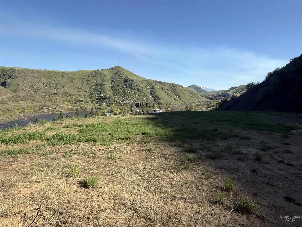 Twin Rivers-Lot 7
